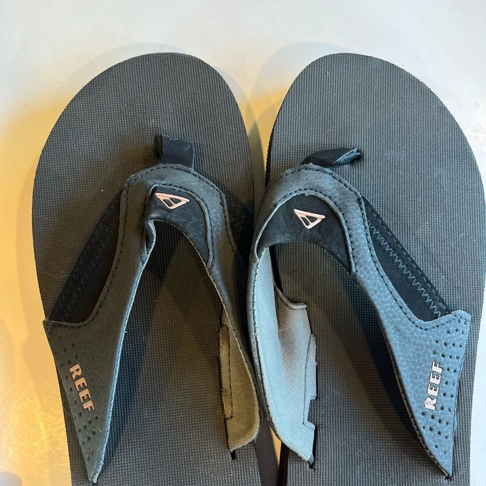 Reef Mens Sz.US 11/ EU 45 Fanning Flip Flop (No Bottle Opener)Black W/Brown NWOT